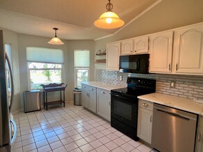 6677 Ryan Chase Ct in Orlando, FL - Building Photo - Building Photo