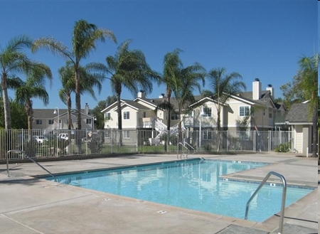 Citrus Court Apartments in Escondido, CA - Foto de edificio