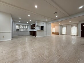 7523 Antoine Dr in Houston, TX - Building Photo - Building Photo