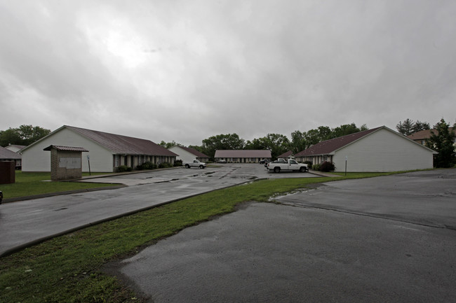 Hanover Apartments in Murfreesboro, TN - Building Photo - Building Photo