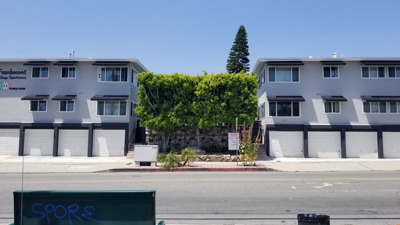 4705 Franklin Ave in Los Angeles, CA - Building Photo