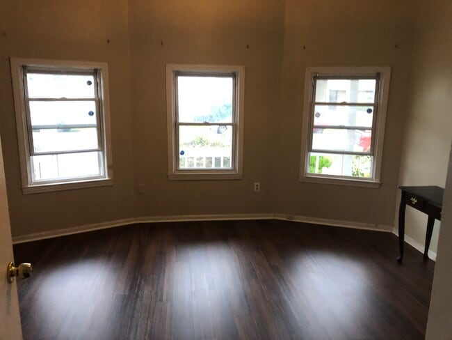 167 Union Ave, Unit 167 in Bridgeport, CT - Building Photo - Building Photo