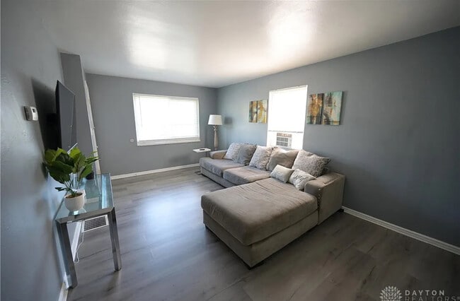 228 E Bruce Ave, Unit #4 in Dayton, OH - Building Photo - Building Photo