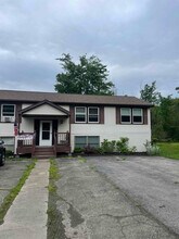 8600 Hunt Ave in Eden, NY - Building Photo - Building Photo