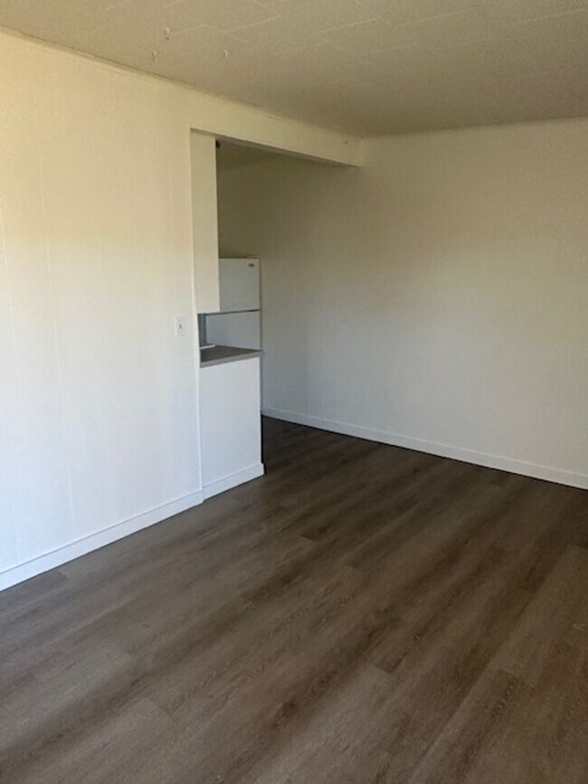 4445 Circle Pl NE in Moses Lake, WA - Building Photo - Building Photo
