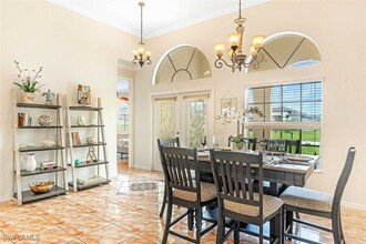 1329 SW 8th Pl in Cape Coral, FL - Building Photo - Building Photo