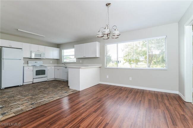 property at 2809 Greendale Rd