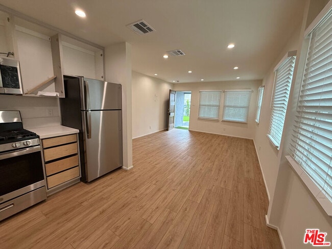 property at 2320 Carnegie Ln