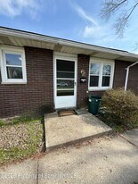 612 Oak St in Old Forge, PA - Building Photo