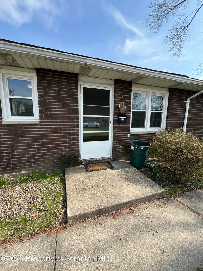 property at 612 Oak St