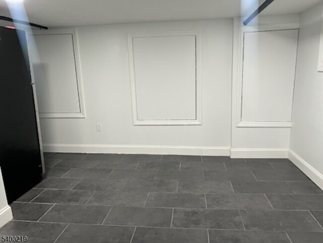 295 Halsted St in East Orange, NJ - Building Photo - Building Photo