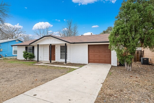 7118 Glen Point Dr in San Antonio, TX - Building Photo - Building Photo