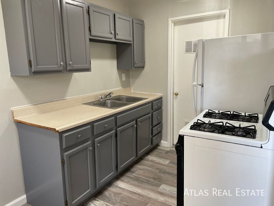 307 May Dr in Colorado Springs, CO - Building Photo