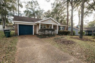 2717 Via Milano Ave, Unit 002 in Tallahassee, FL - Building Photo