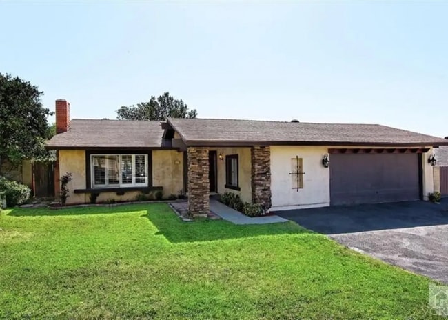 property at 843 Holbrook Ave