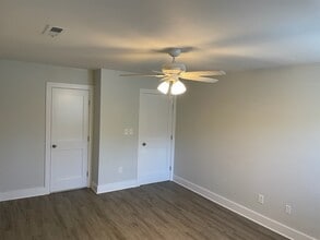 3 Boxwood Ter, Unit 3 in Red Bank, NJ - Foto de edificio - Building Photo