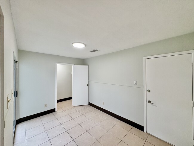 property at 5 Snapdragon Ct