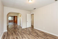 1711 Mc Millan St in Jacksonville, FL - Building Photo - Building Photo