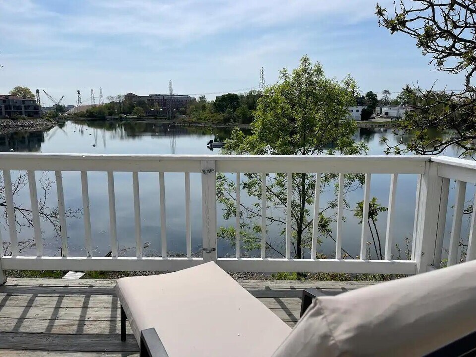 172 Northwest St in Portsmouth, NH - Building Photo