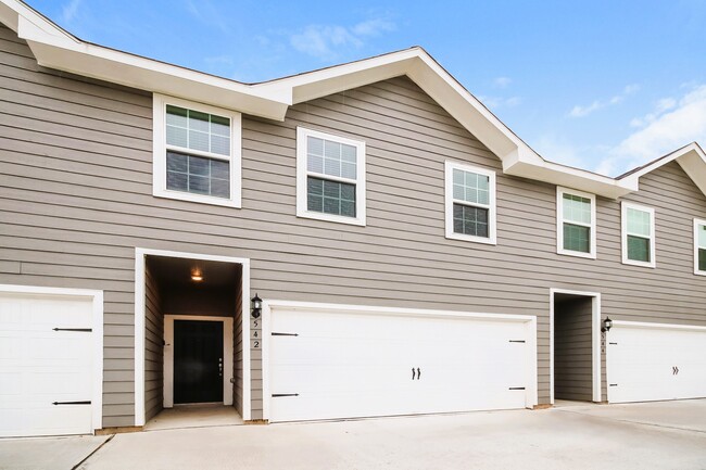 property at 552 Solomon Ln