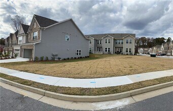 810 Mason Grove Pkwy in Lawrenceville, GA - Building Photo - Building Photo