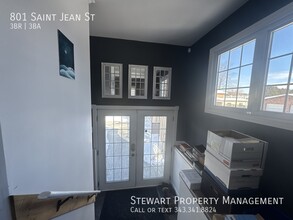 801 St Jean St in Clarence-Rockland, ON - Building Photo - Building Photo