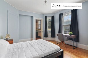 Room in Shared 6 bed/1.5 bath home in Boston, MA - Building Photo
