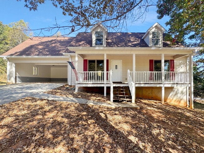 property at 6847 Duncan Rd