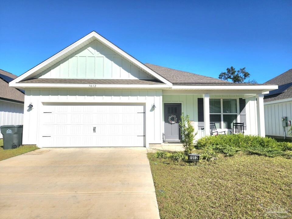 7012 Whitetail Run Dr in Bellview, FL - Foto de edificio