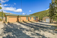 606 Silver Creek Rd in Idaho Springs, CO - Foto de edificio - Building Photo