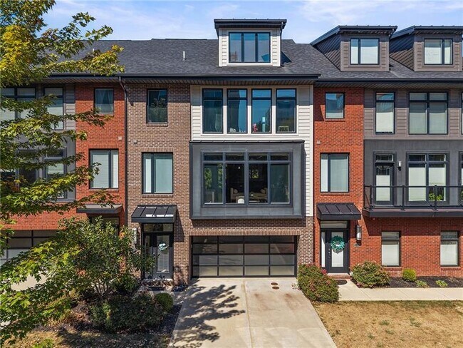 148 Reizenstein Way in Pittsburgh, PA - Building Photo - Building Photo