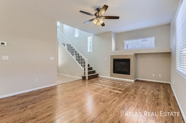 10549 Lessona St in Las Vegas, NV - Building Photo - Building Photo