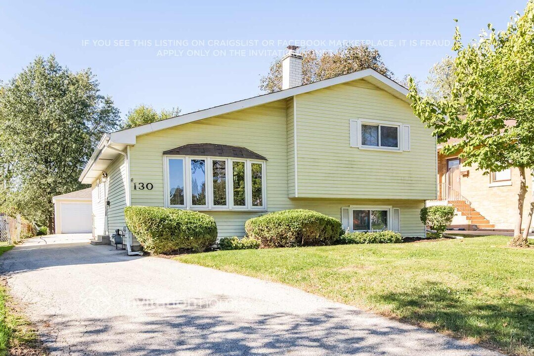130 S Grace St in Lombard, IL - Building Photo