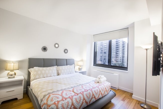 property at 808 Columbus Ave