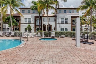 4465 SW 160th Ave in Miramar, FL - Building Photo - Building Photo
