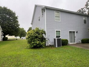 1666 Mossberg Dr in Sumter, SC - Building Photo - Building Photo