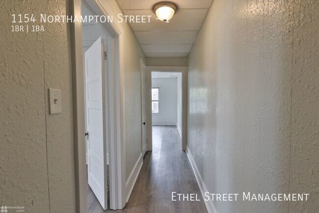 1154 Northampton St in Easton, PA - Building Photo - Building Photo