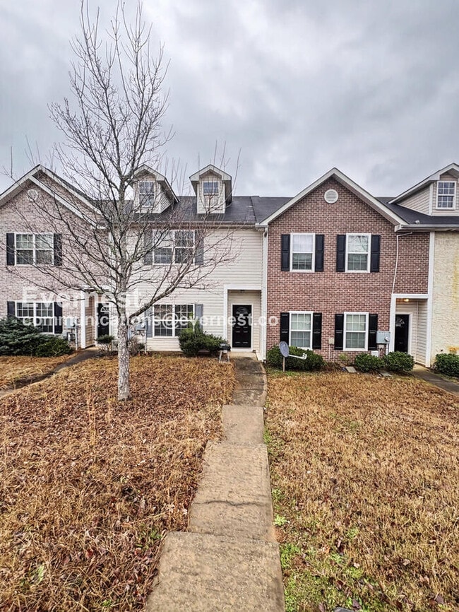 property at 8610 Thomas Ln