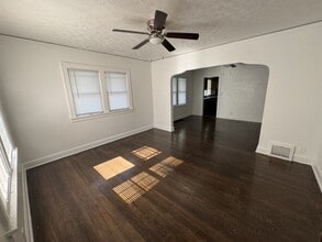 308 N Johnston Ave in Rockford, IL - Building Photo - Building Photo