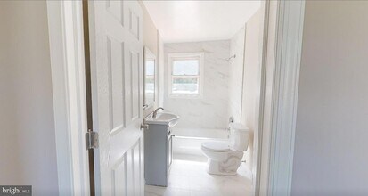 10879 Clarksville Pike in Columbia, MD - Building Photo - Building Photo