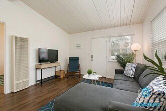 4323-4333 Gresham St in San Diego, CA - Building Photo - Building Photo