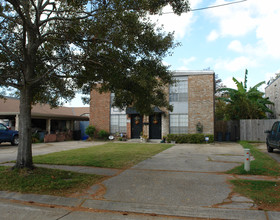 1158-1160 Carrollton Ave in Metairie, LA - Building Photo - Building Photo