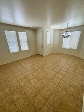 42060 Veneto Dr in Temecula, CA - Building Photo - Building Photo
