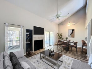 Stone Creek at Wekiva in Altamonte Springs, FL - Building Photo - Building Photo