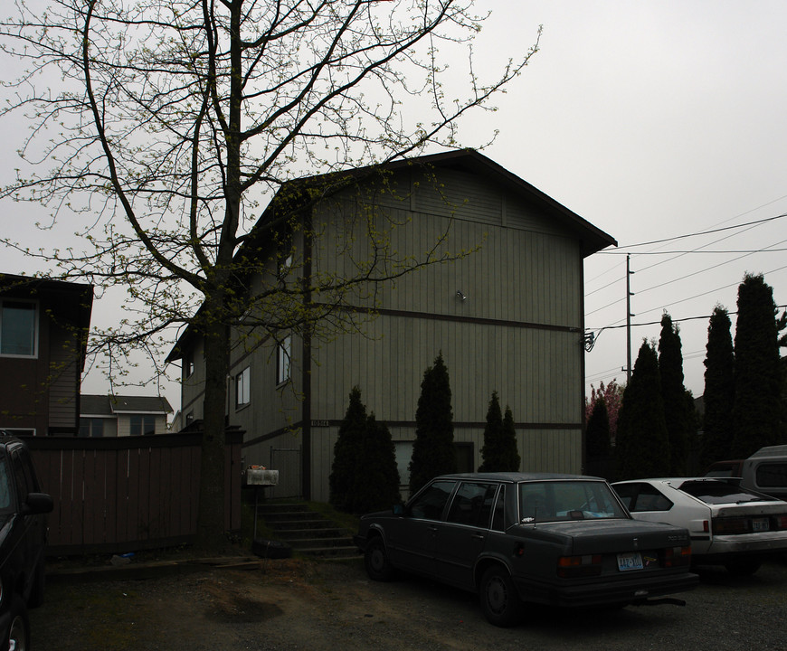 10514 Midvale Ave in Seattle, WA - Building Photo