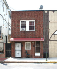 208 Lloyd St in Baltimore, MD - Building Photo - Building Photo