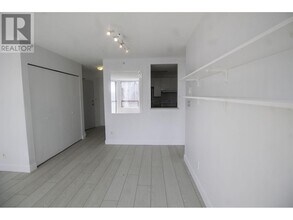 811-1811 Helmcken St in Vancouver, BC - Building Photo - Building Photo