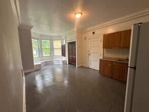 1205 Arrott St, Unit 2 in Philadelphia, PA - Foto de edificio - Building Photo