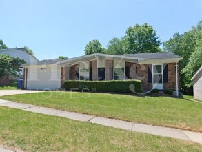 6656 Foothills Ct in Florissant, MO - Building Photo - Building Photo