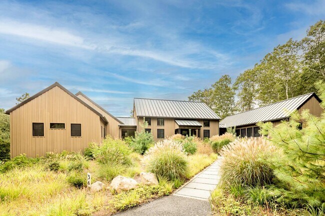 property at 36 Chatfields Ridge Rd